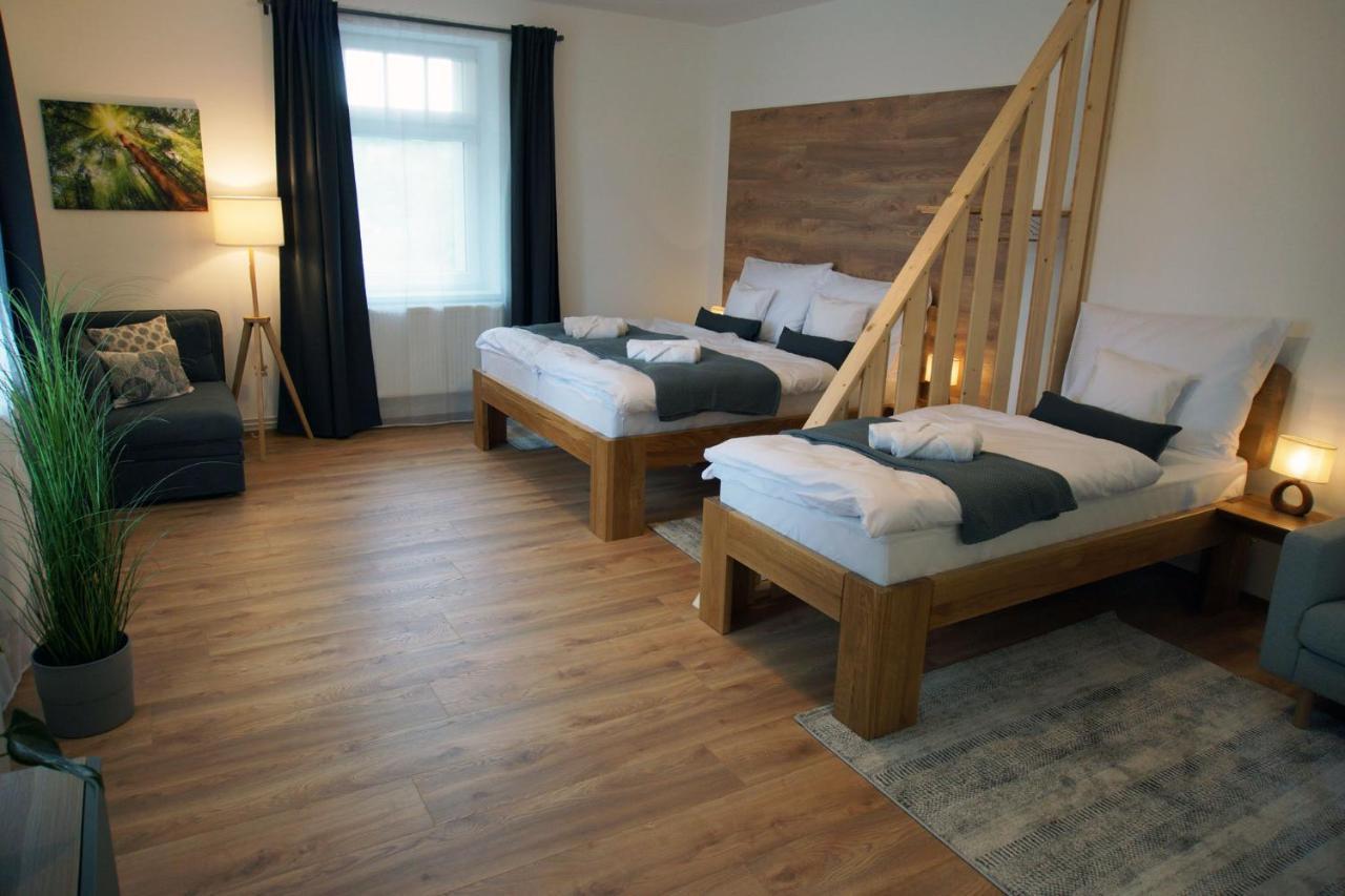 Apartmany Krásná Lípa エクステリア 写真